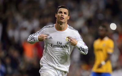 壹电竞快讯-久保建英当选本场之星