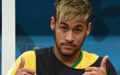 壹电竞评论-他让足球变得好看